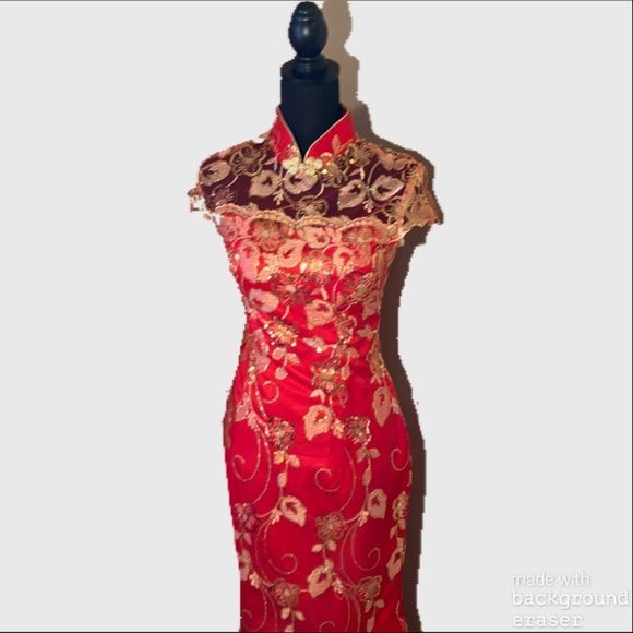 Hong Shen Li Pas Dresses & Skirts - Chinese red and gold gown